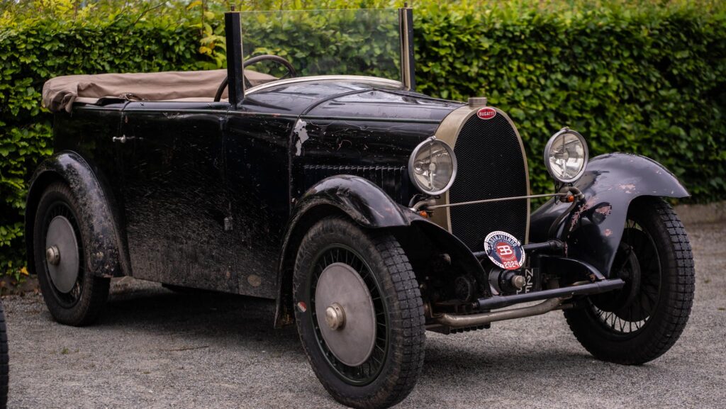 Ældre Bugatti. Bachs Foto