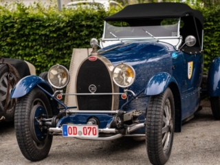 Ældre Bugatti. Bachs Foto