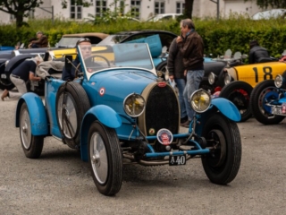 Ældre Bugatti. Bachs Foto