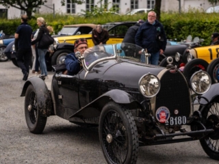 Ældre Bugatti. Bachs Foto