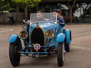 Ældre Bugatti. Bachs Foto