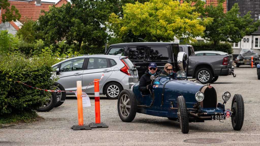 Ældre Bugatti. Bachs Foto