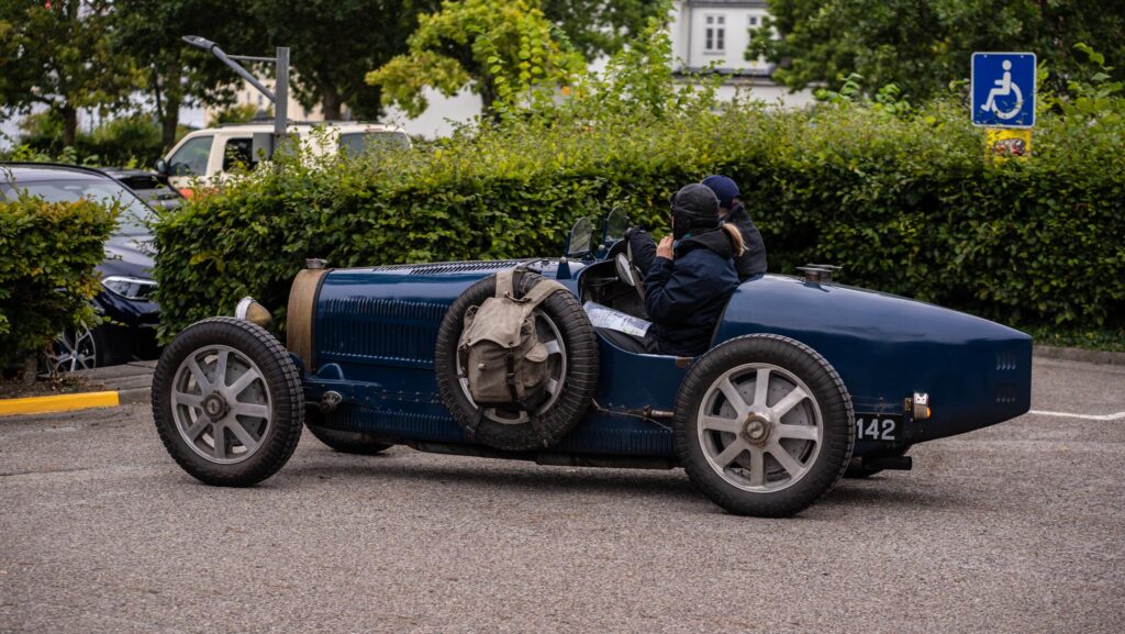 Ældre Bugatti. Bachs Foto