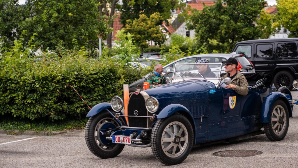 Ældre Bugatti. Bachs Foto