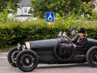 Ældre Bugatti. Bachs Foto