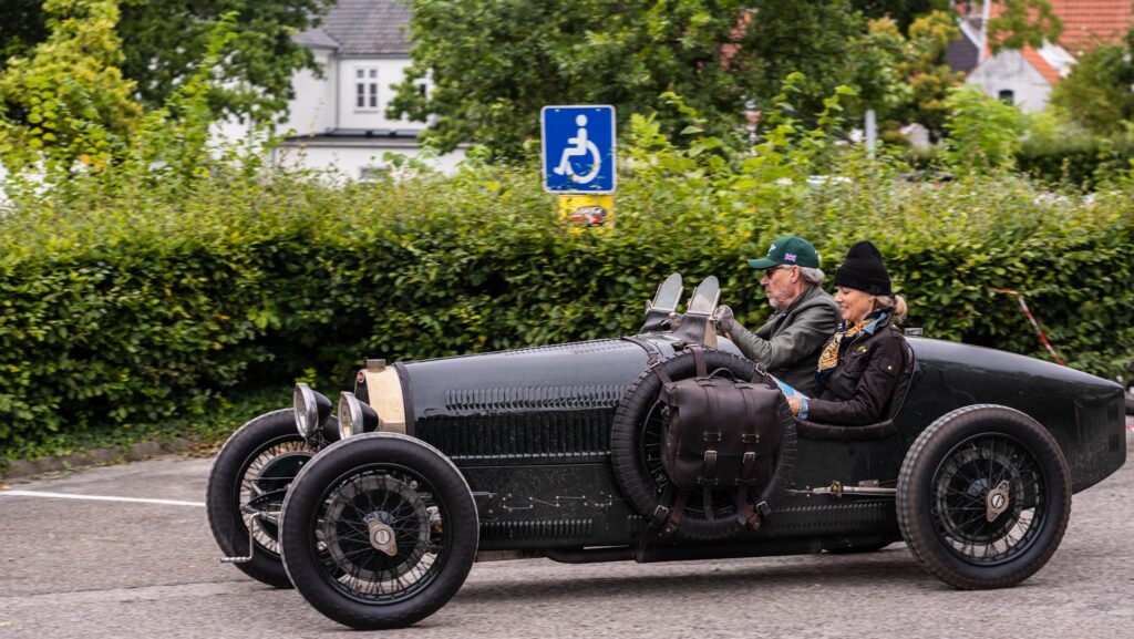 Ældre Bugatti. Bachs Foto