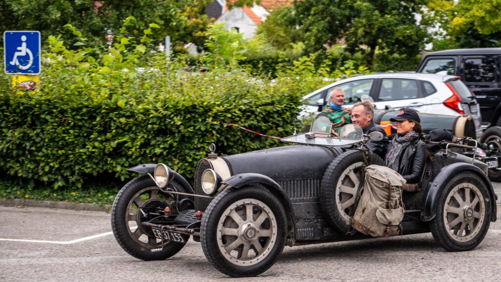 Ældre Bugatti. Bachs Foto