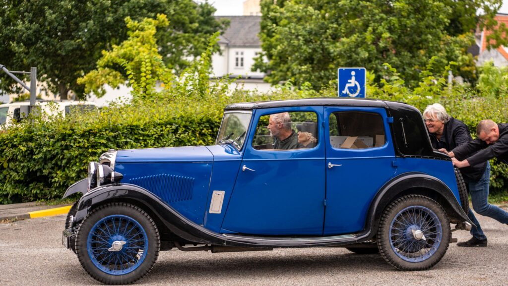 Ældre Bugatti. Bachs Foto