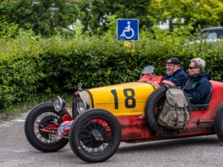 Ældre Bugatti. Bachs Foto