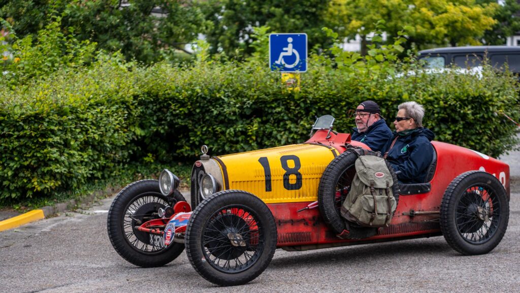 Ældre Bugatti. Bachs Foto