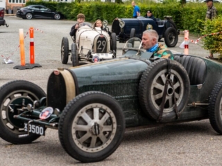 Ældre Bugatti. Bachs Foto