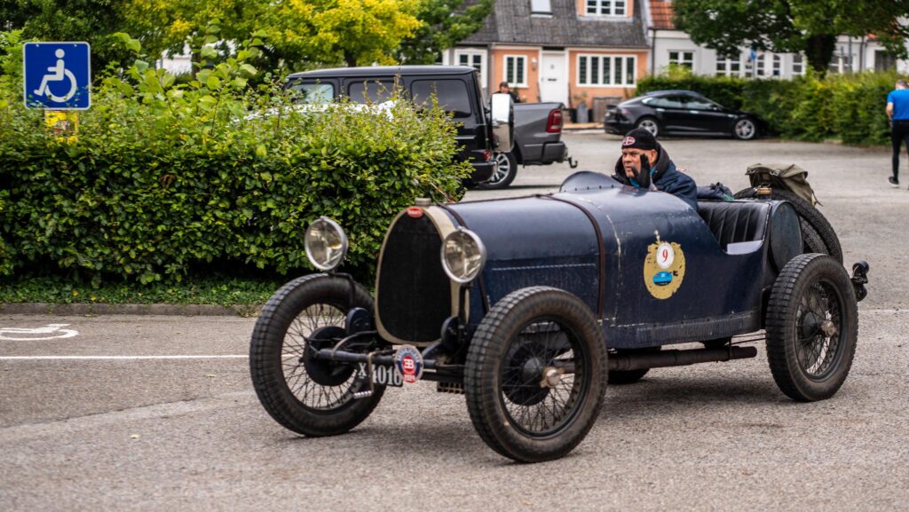 Ældre Bugatti. Bachs Foto