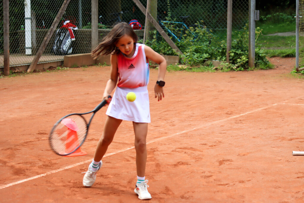Tennisskole. Foto: Ole Kæhler