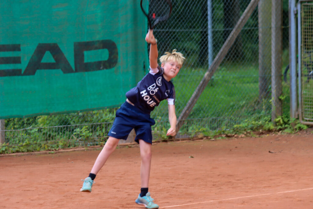 Tennisskole. Foto: Ole Kæhler
