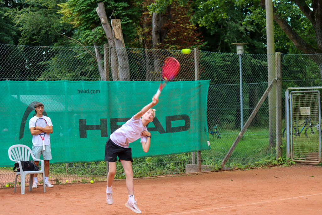 Tennisskole. Foto: Ole Kæhler