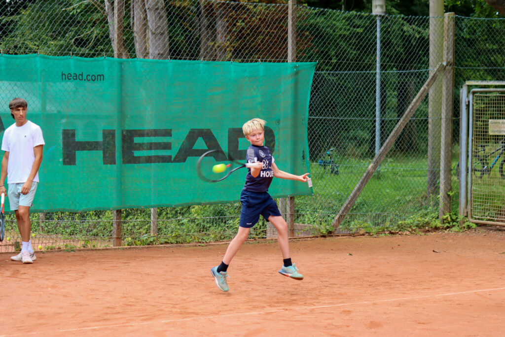Tennisskole. Foto: Ole Kæhler