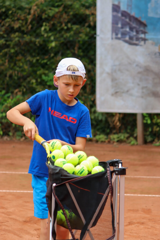Tennisskole. Foto: Ole Kæhler