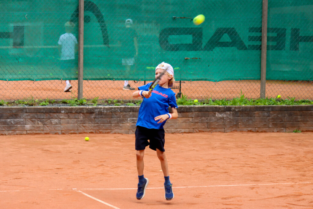 Tennisskole. Foto: Ole Kæhler