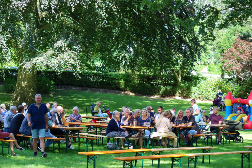 Musik i parken. Foto: Bo Bach & Ole Kæhler