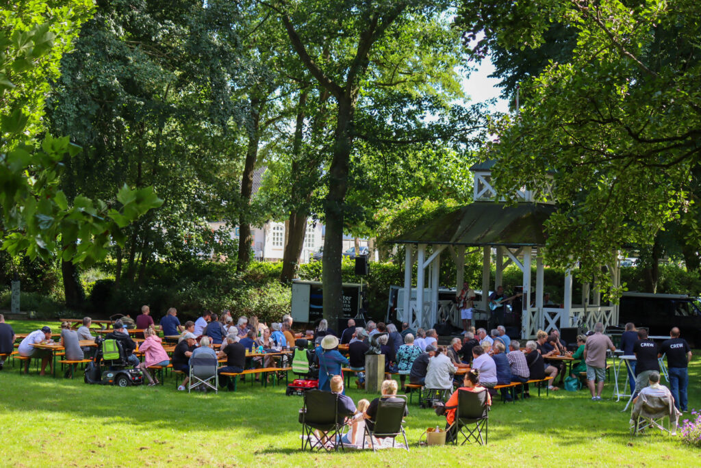 Musik i parken. Foto: Bo Bach & Ole Kæhler