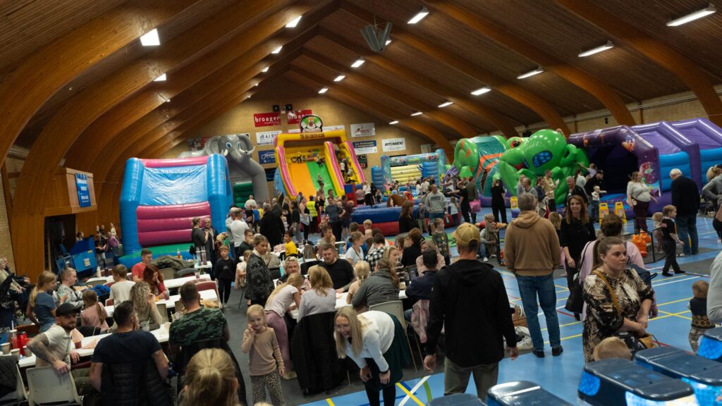 Broager-Hallen. Bachs Foto