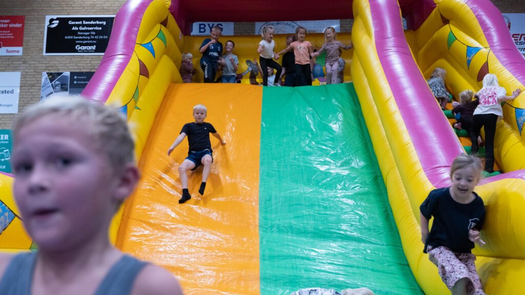 Broager-Hallen. Bachs Foto