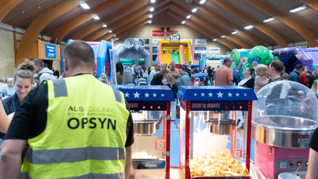 Broager-Hallen. Bachs Foto