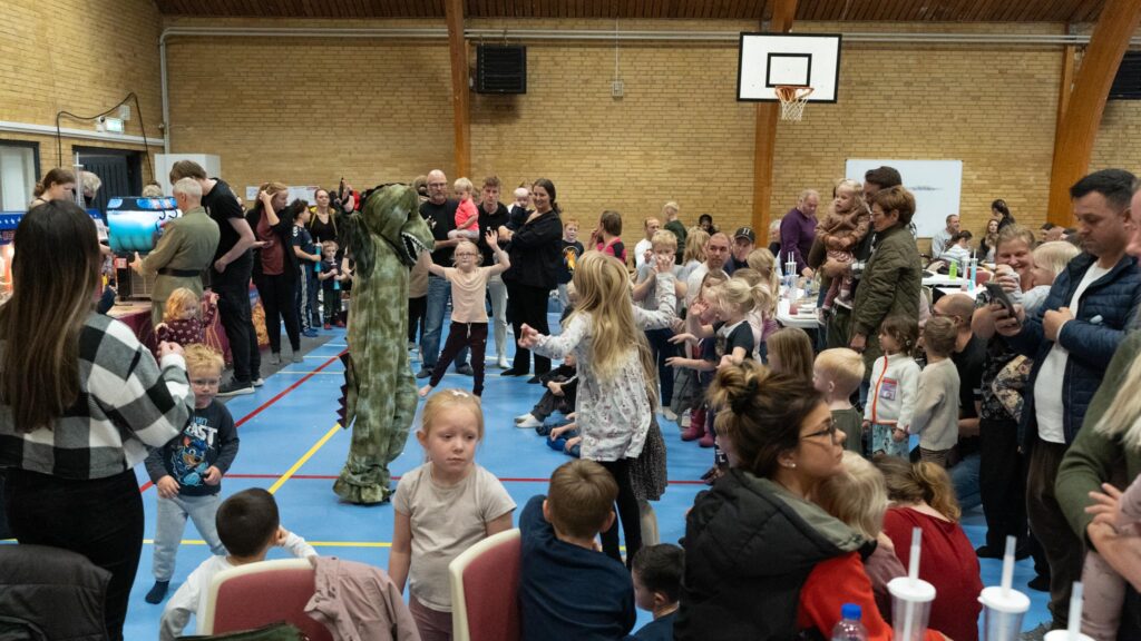 Broager-Hallen. Bachs Foto