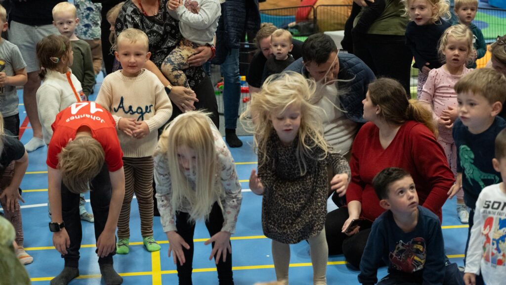 Broager-Hallen. Bachs Foto