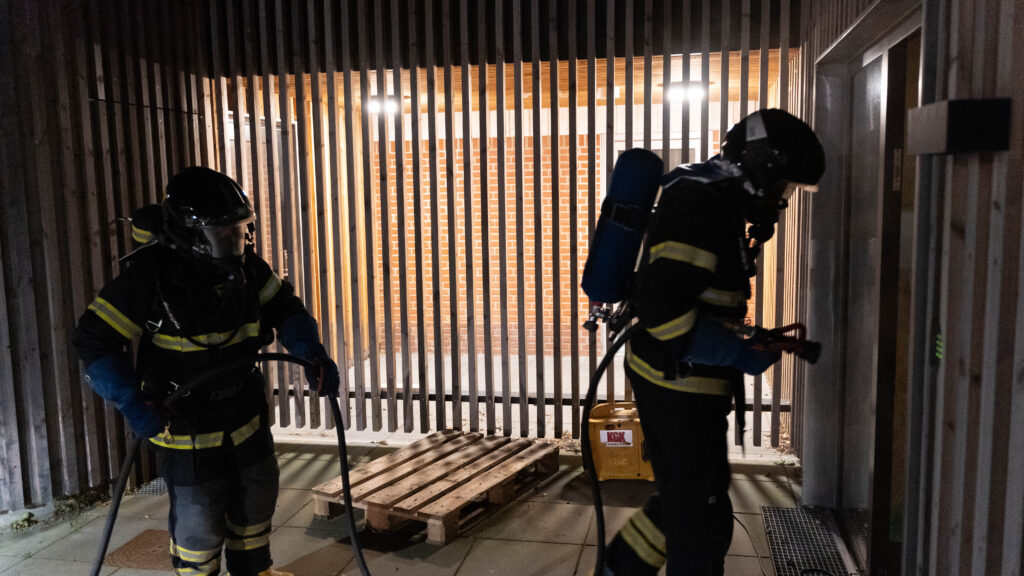 Brandøvelse. Bachs Foto
